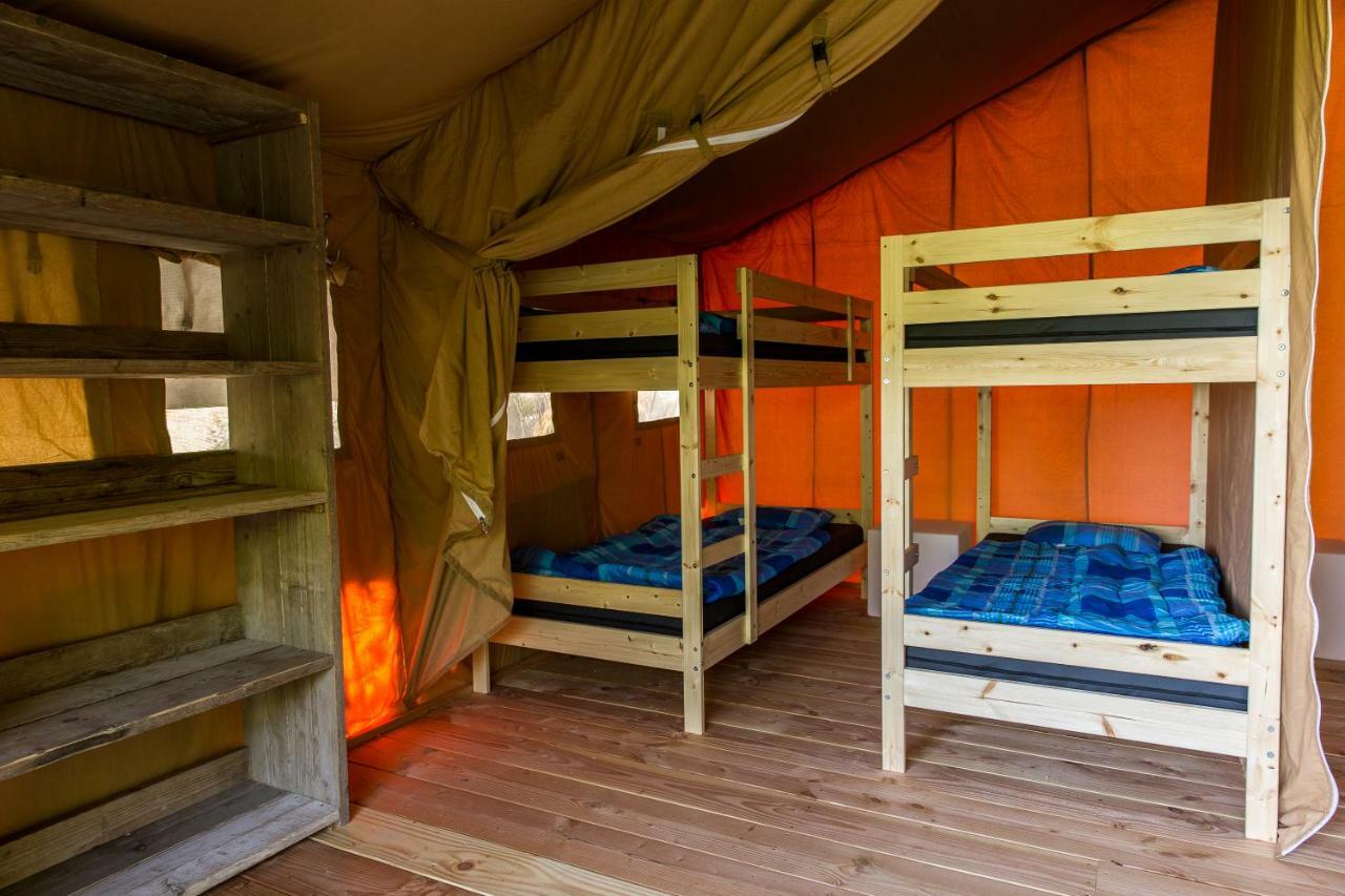 Hotel Safari Tent At Camping Le Roptai Rochefort Exterior foto