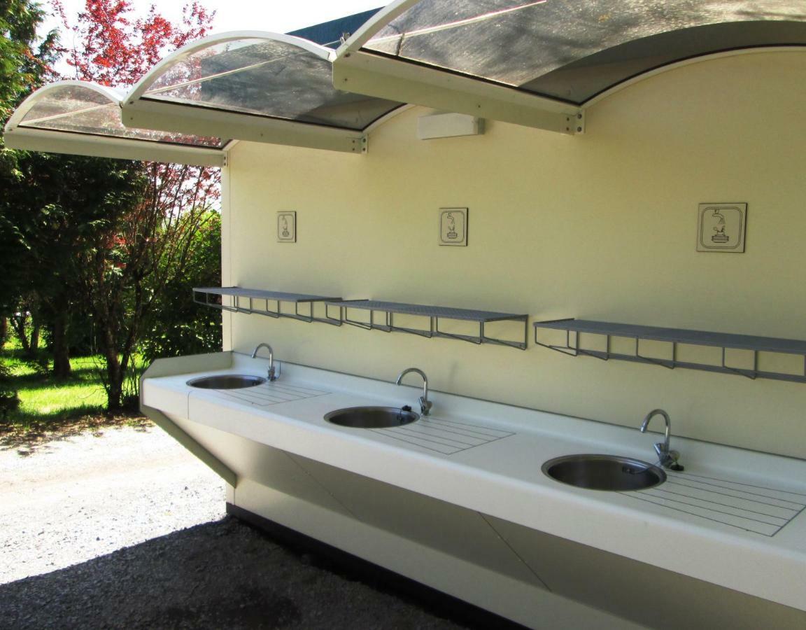 Hotel Safari Tent At Camping Le Roptai Rochefort Exterior foto
